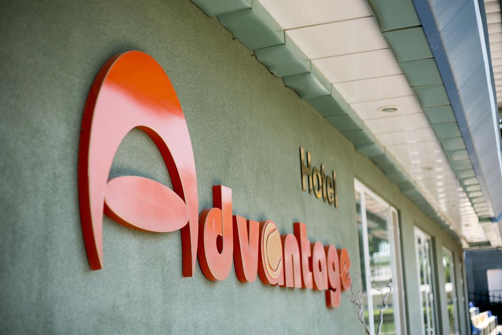 Advantage Hotel Samarkand Exterior photo